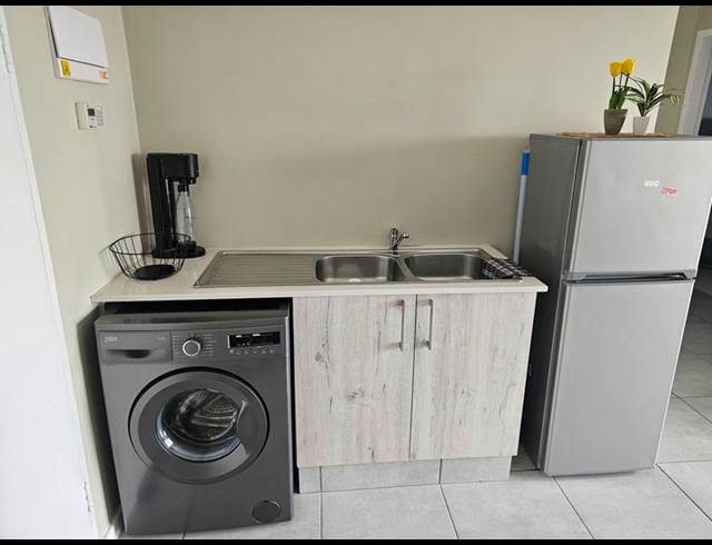 1 BEDROOM PROPERTY TO RENT IN GRAND CENTRAL